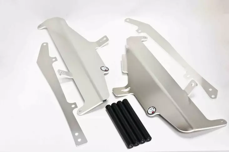 AXP Radiator Braces Black Spacers Kawasaki KX250F 13-14 - Moottoripyörän jäähdyttimen suojat - D243530 - 1
