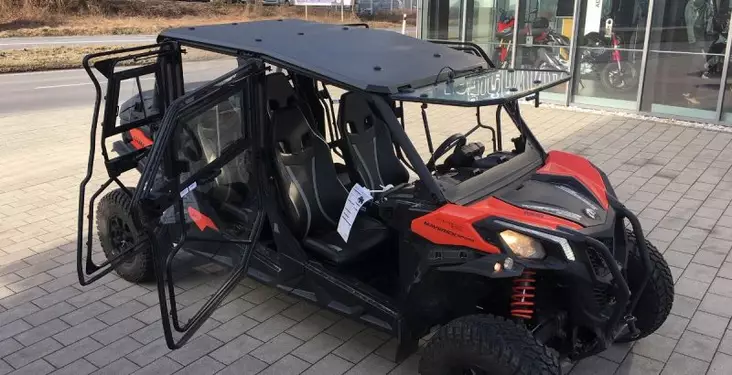 DFK Täysi Ohjaamo Lämmöllä + pyyhin/pesin Can-Am Maverick Trail MAX - Mönkijän DFK lämpöhytit - D434860 - 1