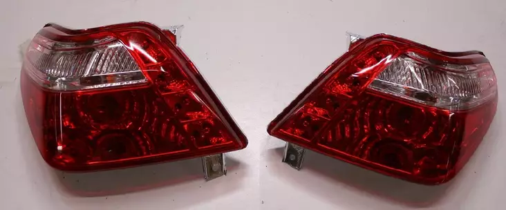 Kontio Motors Silverfox Four: Takavalo pari - Kontio SilverFox Four varaosat - 499-114770 - 1