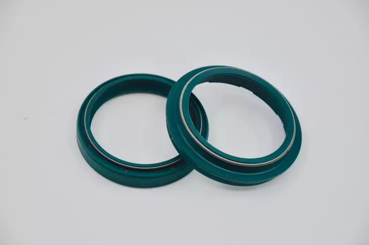 SKF Oil & Dust Seal 48 mm. - WP - Etuteleskooppien tiivisteet - D328150 - 1