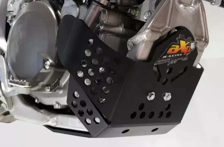 AXP Skid Plate PHD 6mm Black Suzuki RM-Z450 18- - Moottoripyörän pohjapanssarit - D268901 - 1