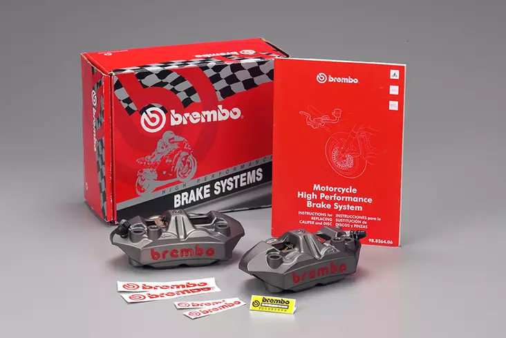 BREMBO HPK MONOBLOC M4 108 KIT - Moottoripyörän jarrusylinterit - D85072 - 1