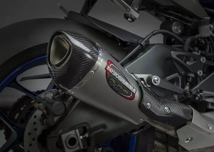 Yoshimura Slip-On Yamaha Yzf-R1/M/S 2015-19 Street Alpha T So Ss-Ss-Cf Works Fin - Moottoripyörän äänenvaimentimet - D334212 - 1