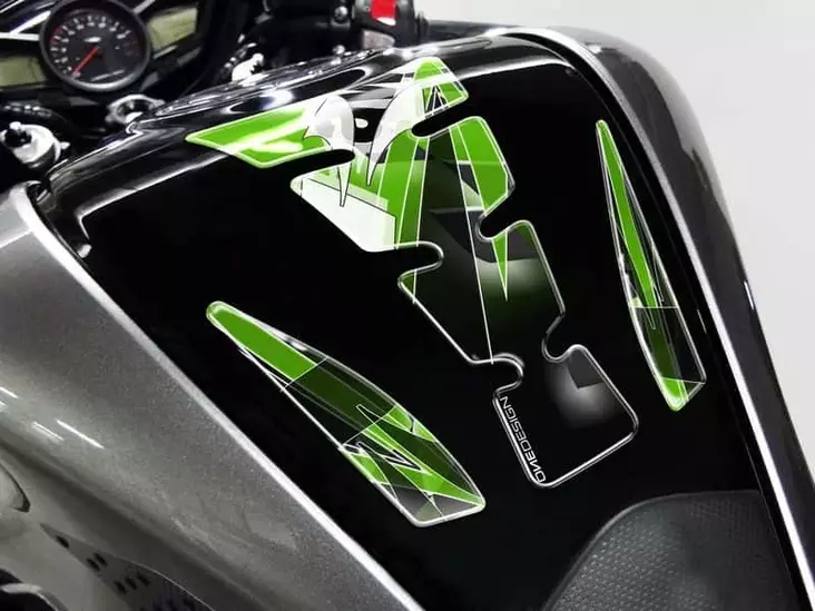 Puig Tank Pad Mod.Wings Kawasaki C/Green-Black - Moottoripyörän tankinsuojat - D298243 - 1