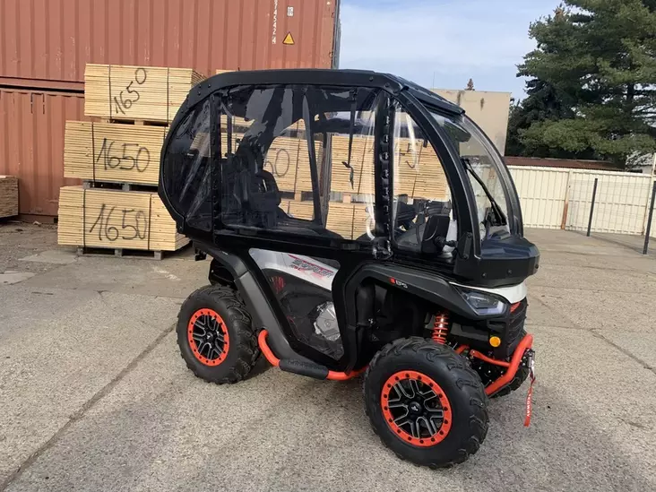 DFK Ohjaamo + pyyhin/pesin Segway Snarler AT6 L - Mönkijän DFK lämpöhytit - D526964 - 1
