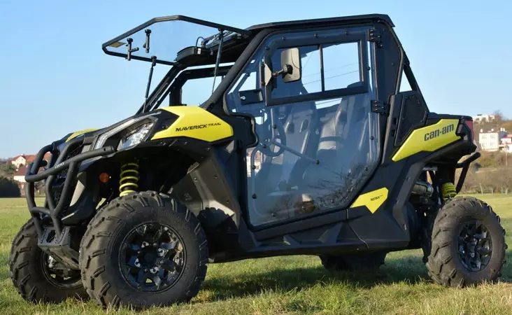 DFK Täysi Ohjaamo Lämmöllä + pyyhin/pesin Can-Am Maverick Trail 2017- - Mönkijän DFK lämpöhytit - D434034 - 1