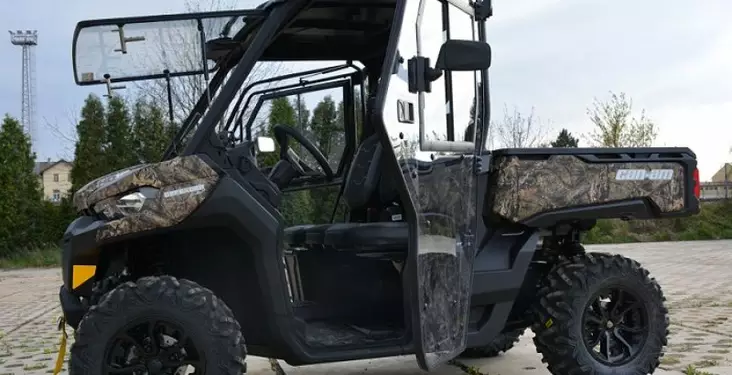 DFK Täysi Ohjaamo Lämmöllä + pyyhin/pesin Can-Am Traxter XMR 2016-19 - Mönkijän DFK lämpöhytit - D434855 - 1