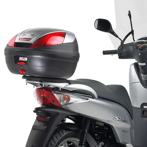 GIVI SPEC. PLATE HONDA SH125-150 '0 - Kiinnityssarjat ja tavaratelineet - D331315 - 1