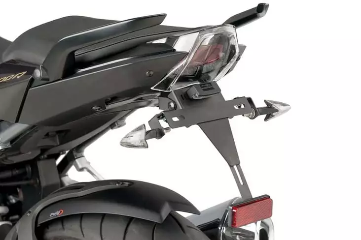 Puig License Support Bmw R 1200R/Rs 15-18' C/Black - Moottoripyörän rekisterikilven telineet - D301615 - 1