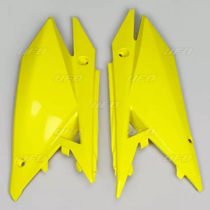 UFO Sivunumerokilvet RMZ450 18-,RM-Z250 19- Keltainen 102 - Offroad sivupaneelit - D235135 - 1