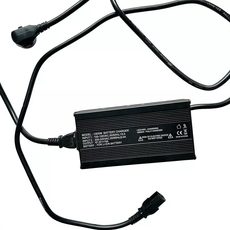 Kontio Motors Kruiser Teholaturi 10A - Kontio Kruiser ja Premium Pack lisävarus - 499-146866 - 1