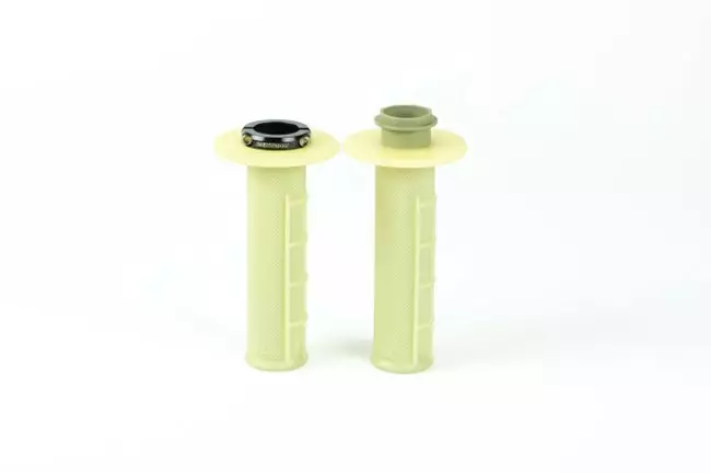 Renthal MX R-Works Lock-On Grips Kevlar Half Waffle - Moottoripyörän kahvakumit - D520406 - 1