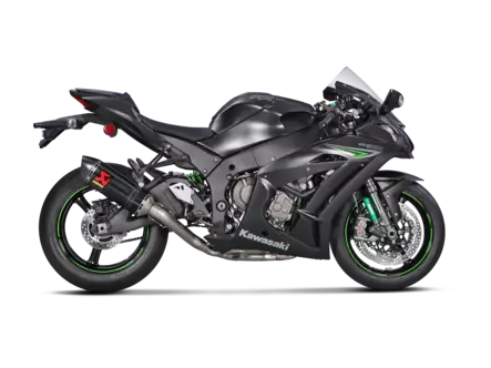 Akrapovic Evolution Line pakoputkisto (hiilikuitu) Kawasaki Ninja ZX-10R (2016-2020) - Moottorikelkan pyöränlaipat - D280807 - 2