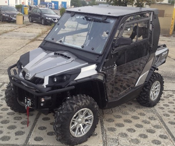 DFK Täysi Ohjaamo Lämmöllä + pyyhin/pesin Can-Am Commander 2014- - Mönkijän DFK lämpöhytit - D434857 - 1