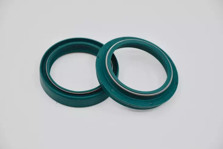 SKF Oil & Dust Seal 45 mm. - MARZOCCHI - Etuteleskooppien tiivisteet - D328137 - 1