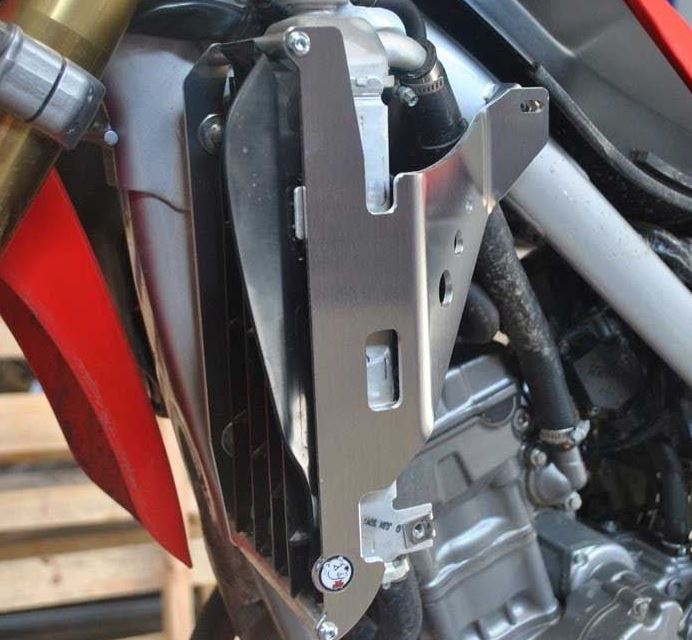 AXP Radiator Braces Red Spacers Honda CRF250L 13-22 - Moottoripyörän jäähdyttimen suojat - D258968 - 1