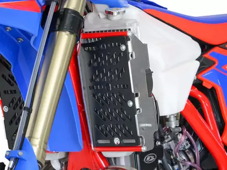 AXP Xtrem Radiator Guards Red Beta 350RR/390RR/430RR/480RR 24- - Moottoripyörän jäähdyttimen suojat - D512239 - 1