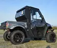 DFK Täysi Ohjaamo Lämmöllä + pyyhin/pesin Kymco UXV 700i Sport - Mönkijän DFK lämpöhytit - D536319 - 2